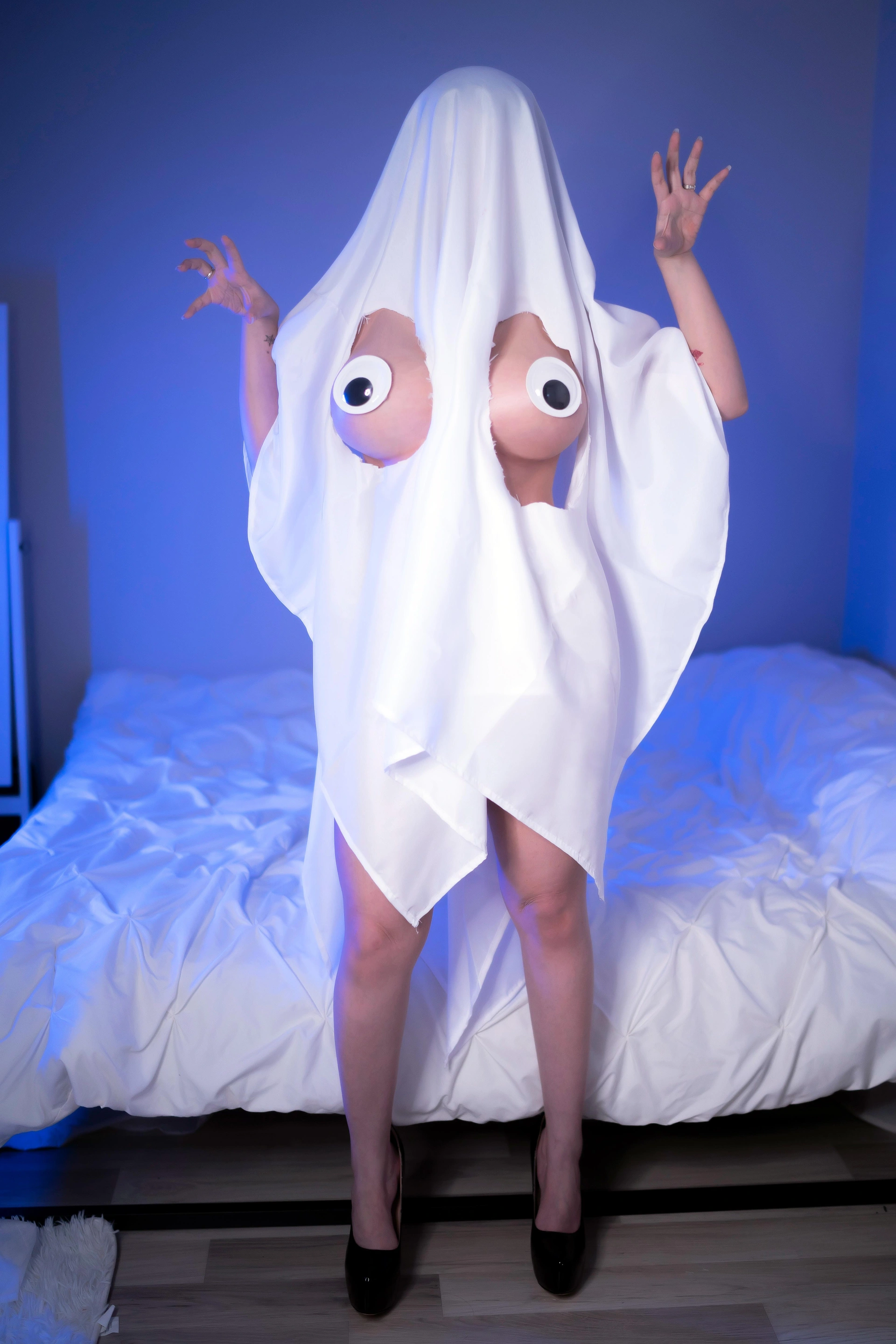 Hana Bunny – NO.180 Ghost Hana 0