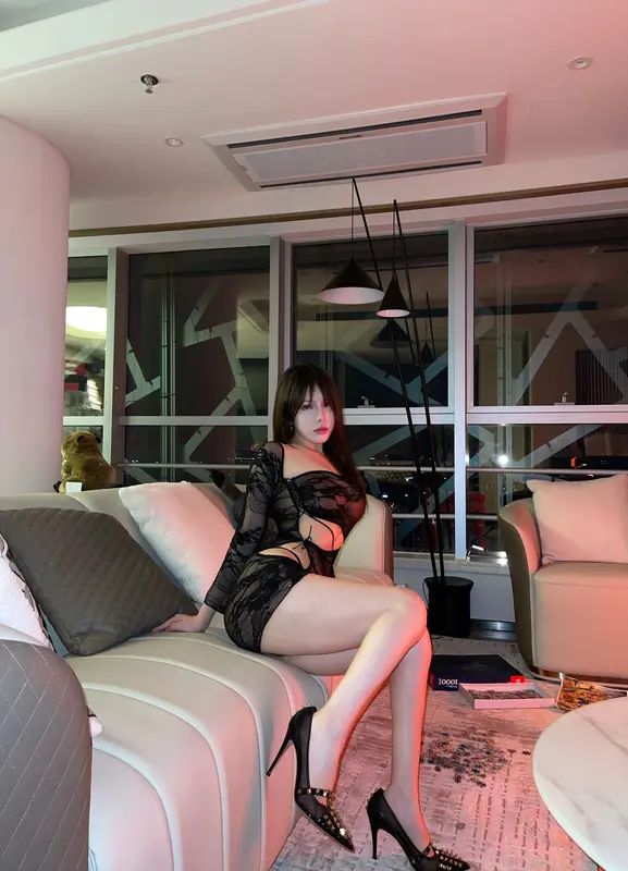 004.奔跑的晶骡儿-微密圈系列 透视蕾丝装 11