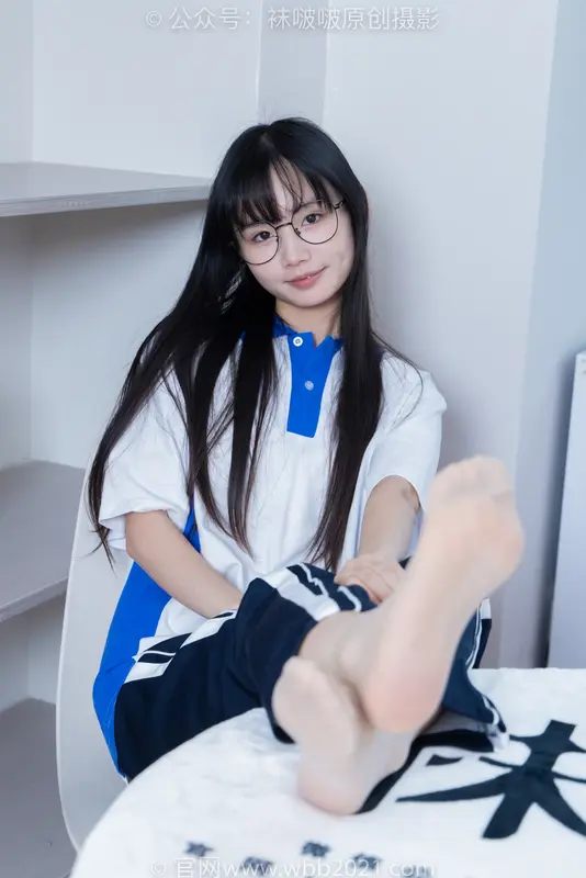 [BoBoSocks袜啵啵] NO.471 甜甜圈-高跟鞋、黑丝（脚尖微加固款）、短肉丝（脚尖加固款）、裸足、校服裤里丝（花絮版） 18